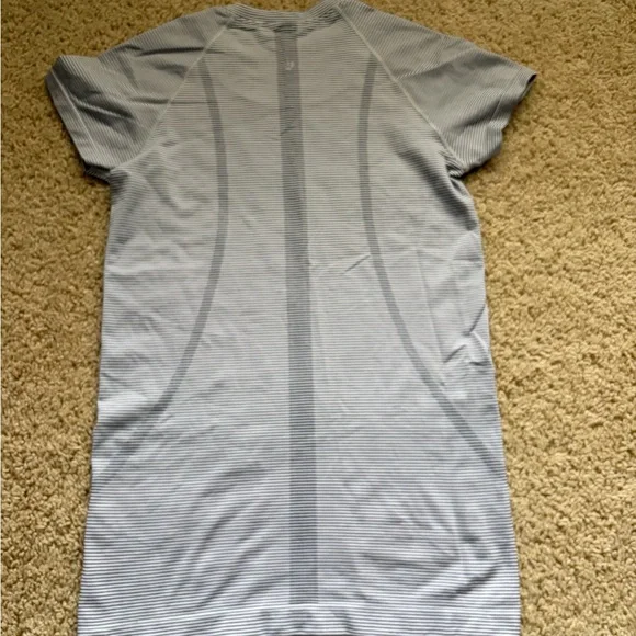 lululemon athletica Gray Swiftly Tech Short Sleeve Tee - Regular Length - Picture 2 of 3